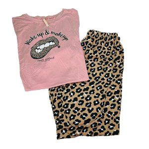 Simply Southern PJs Womens Large or XL Animal Print Pink Soft Stretch Pajamas